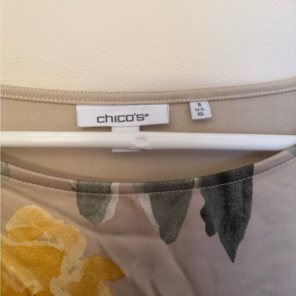 Chico's Women’s Satin Garden Long Sleeve Tee Size 3 XL Beige Floral Scoop Neck - Picture 7 of 8